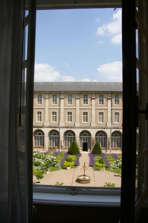 Hôtel de l'Abbaye des Prémontrés Pont-à-Mousson Camera foto